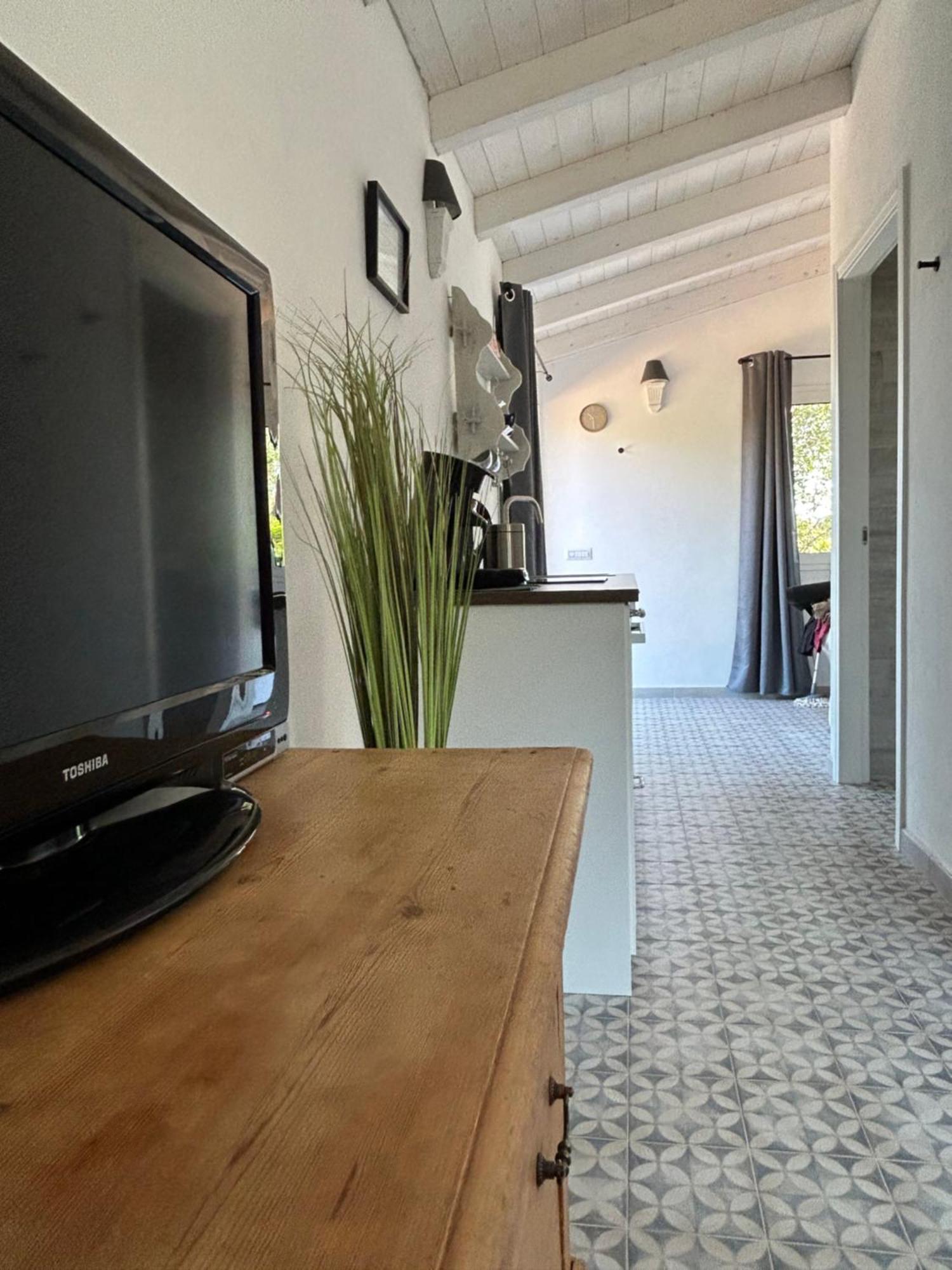 La Piana Holiday House Bassacutena Luaran gambar