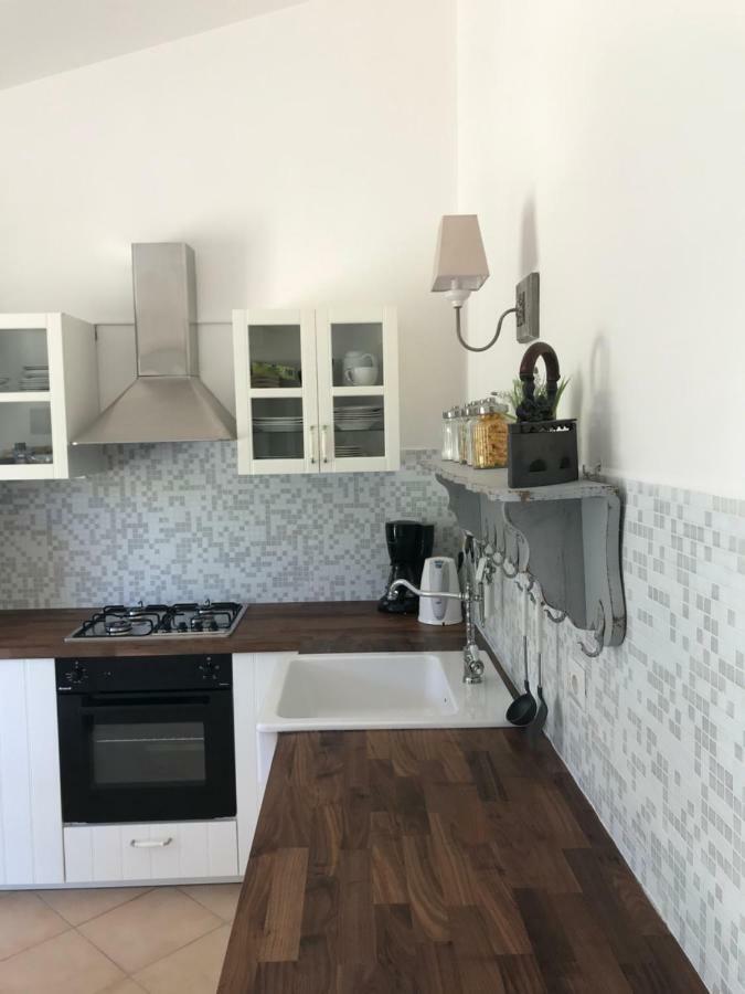 La Piana Holiday House Bassacutena Luaran gambar